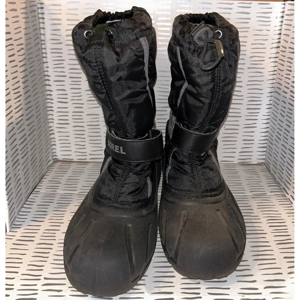 Sorel Kids‎ Flurry Black Snow Boots Waterproof Insulated NY1965-016 Size 5 Youth